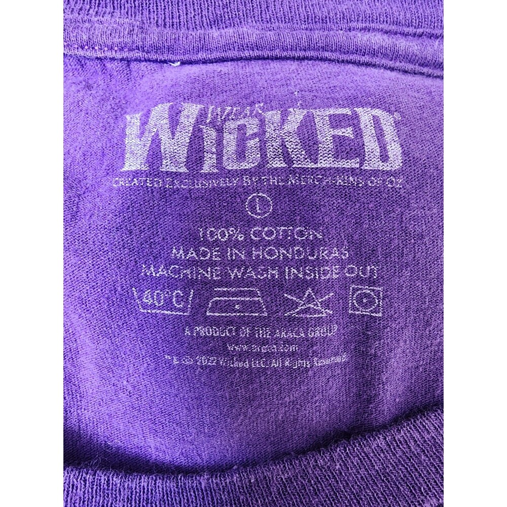 WICKED the Broadway Musical Two Witches Purple T-Shirt Size Large - Picture 5 of 5